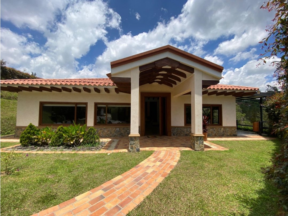casa en venta San Vicente (Antioquia)*