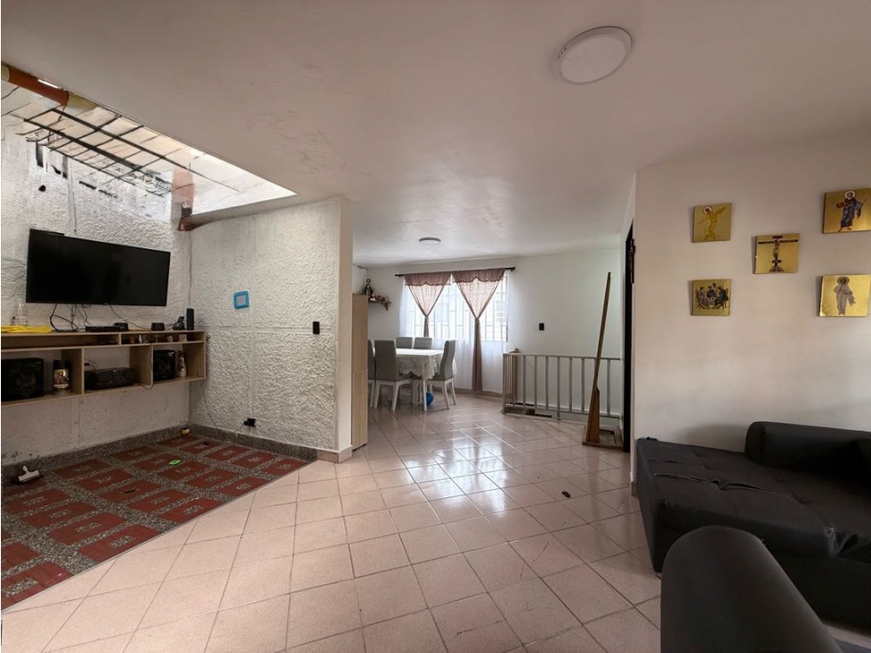 CASA EN VENTA SANTA LUCIA — foto 4