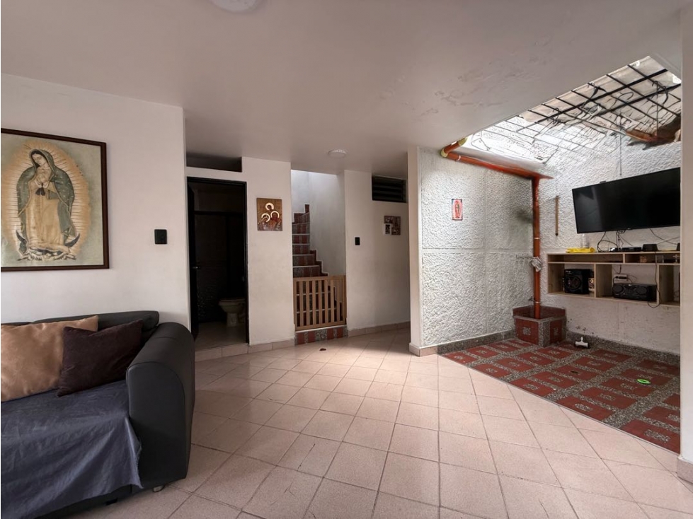 CASA EN VENTA SANTA LUCIA — foto 3