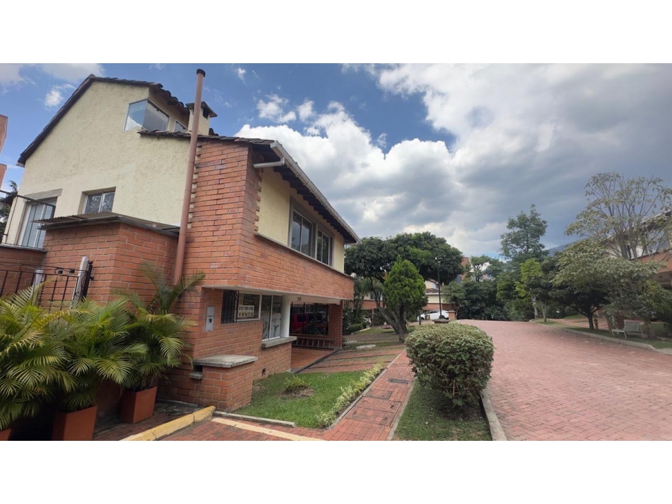 Casa en venta, Sector el Esmeraldal - Envigado