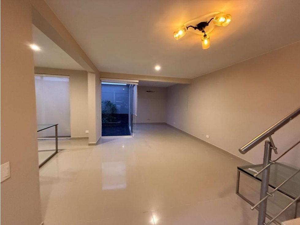 CASA EN VENTA SECTOR LA CASTELLANA — foto 2