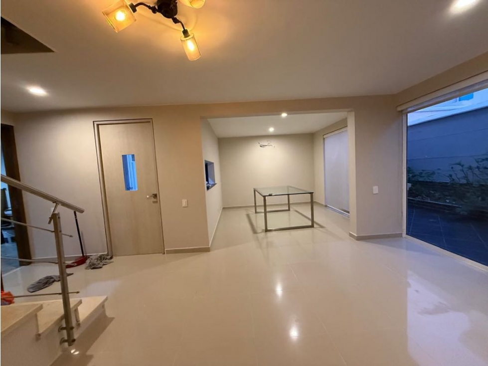 CASA EN VENTA SECTOR LA CASTELLANA — foto 3