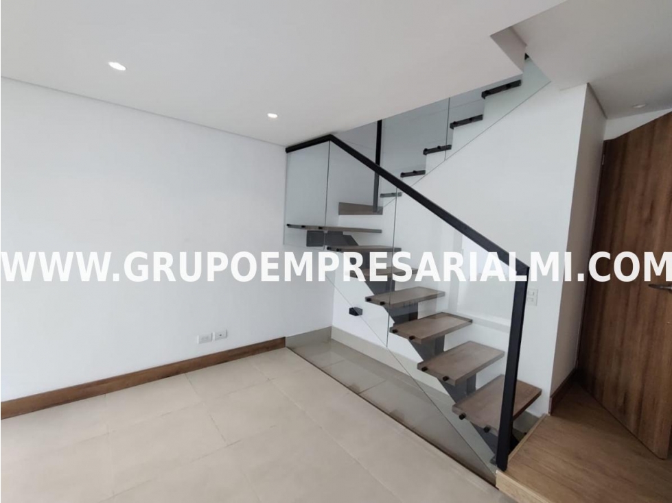 CASA EN VENTA - SECTOR LLANOGRANDE COD: 27343 - 4