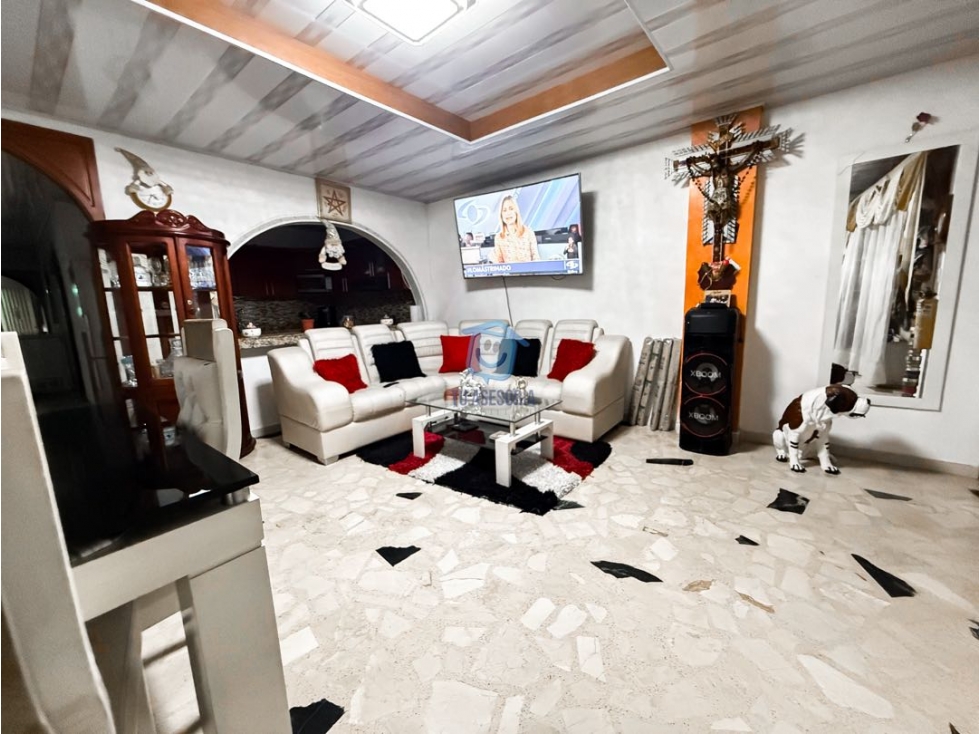 Casa en venta, sobre la avenida los molinos, Dosquebradas