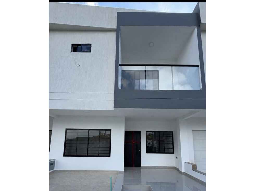 CASA EN VENTA SOBRE PLANOS EN ROSENDO GARCES — foto 4