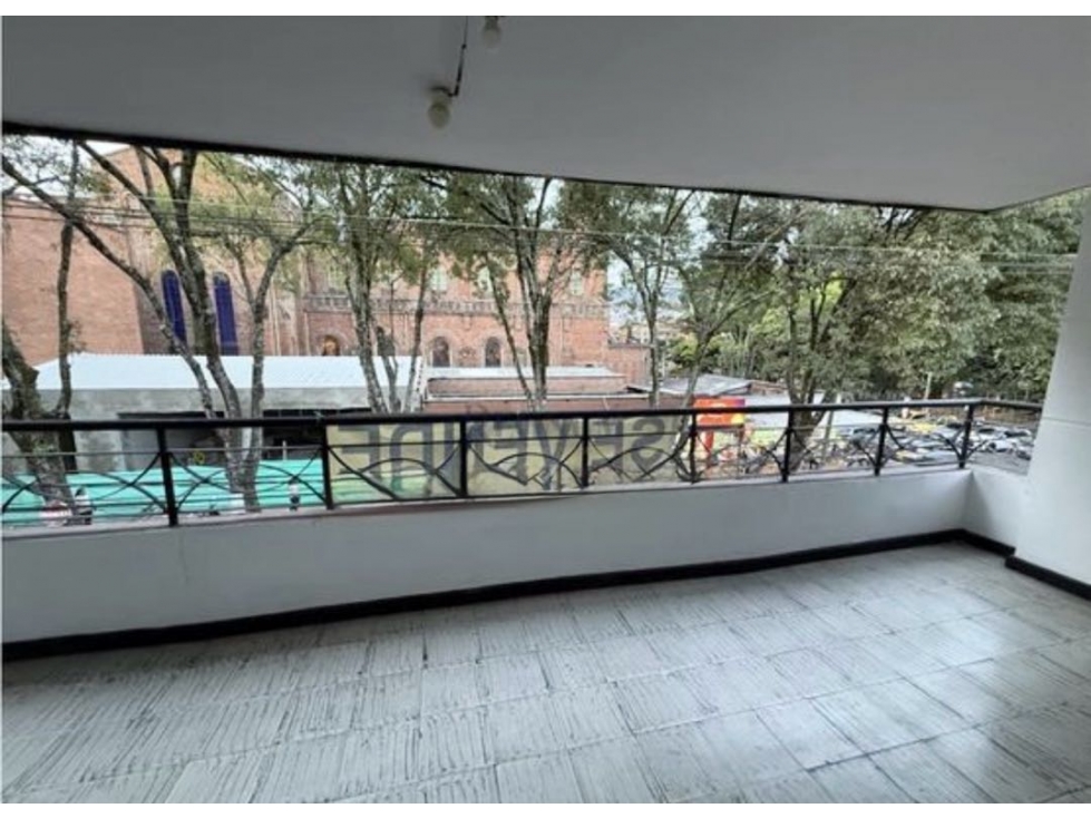 CASA EN VENTA TERCER PISO - CRISTO REY, GUAYABAL
