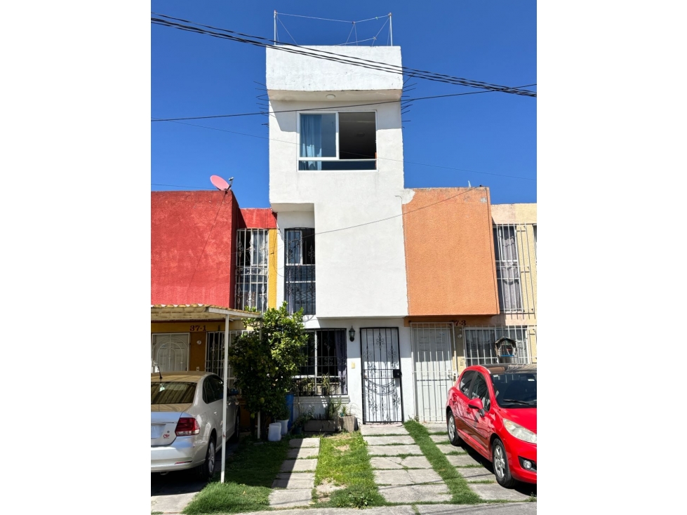 CASA EN VENTA || TOLUCA