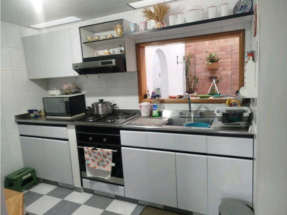 Casa en venta tres niveles en chia - 1