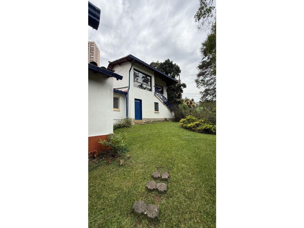 CASA EN VENTA UNIDAD MUY TRADICIONAL CON ENTORNO VERDE ÚNICO — foto 5