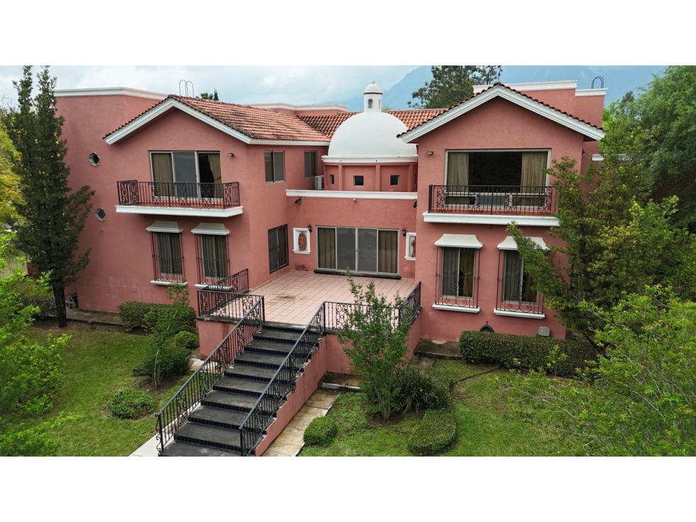 CASA EN VENTA - VALLE DE SANTIAGO