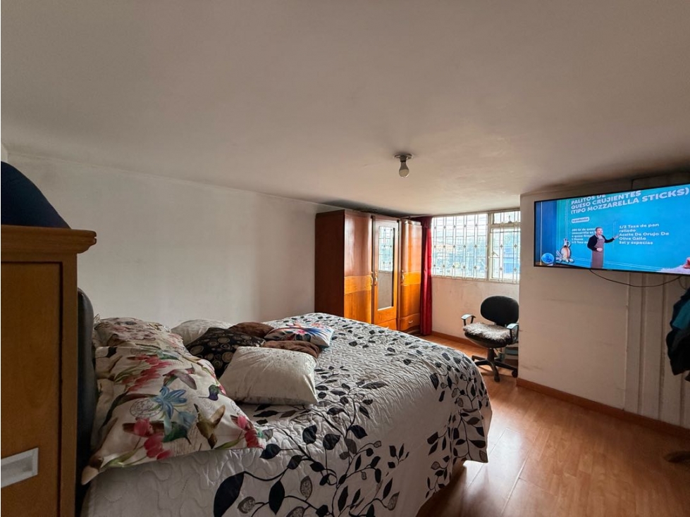 CASA EN VENTA VENECIA OCCIDENTAL 2 LOCALES 2 APTOS 3 PISOS 250m2 — foto 4