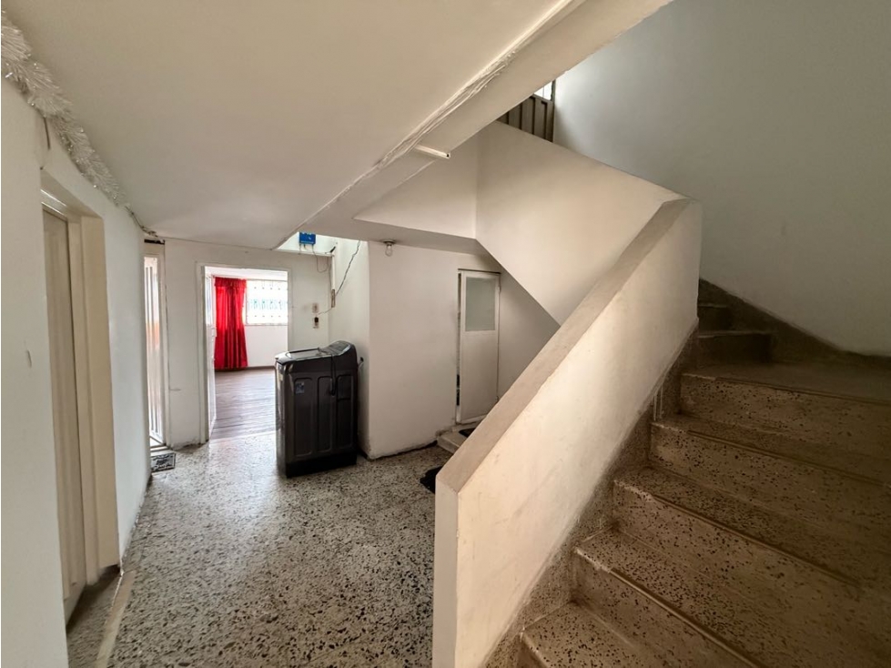 CASA EN VENTA VENECIA OCCIDENTAL 2 LOCALES 2 APTOS 3 PISOS 250m2 — foto 5