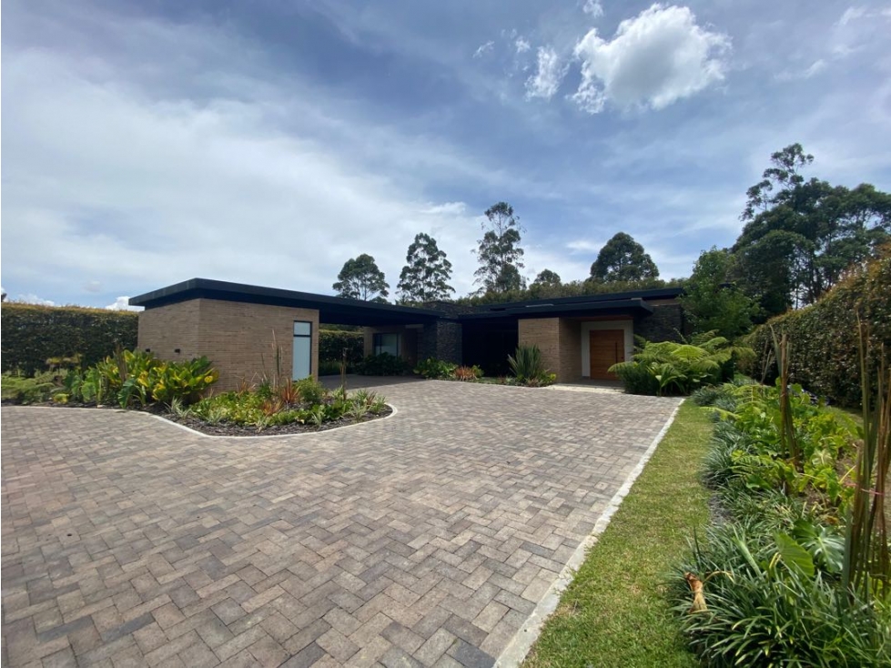 Casa en venta y alquiler Llanogrande