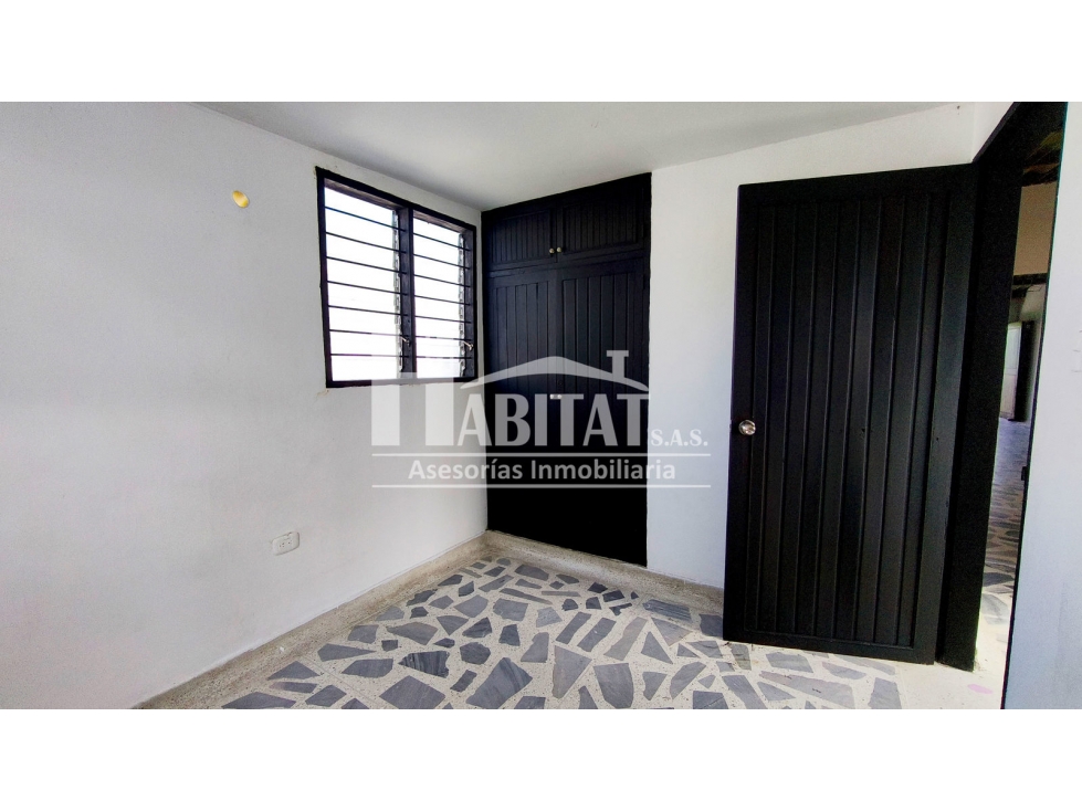 Casa en venta y arriendo con apartamento y locales, Centro Histórico, — foto 2