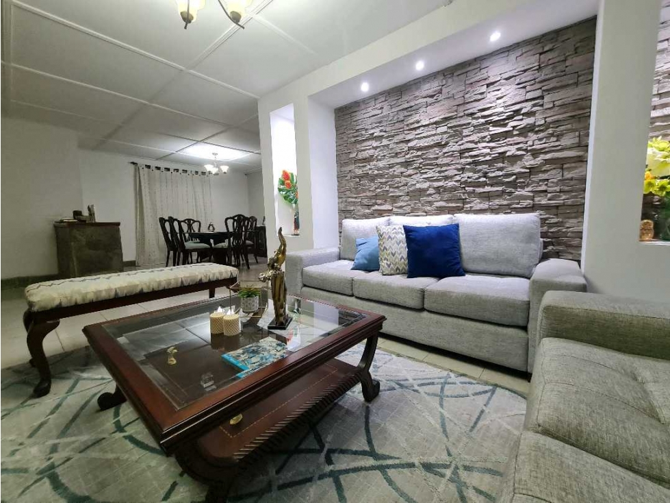 Casa en venta y Arriendo en ciudad jardín en Barranquilla