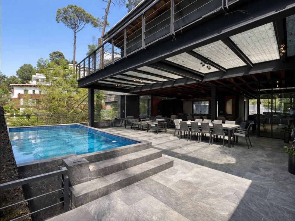 CASA EN VENTA Y RENTA CON ALBERCA,TERRAZA,ASADOR Y JARDIN | AVANDARO