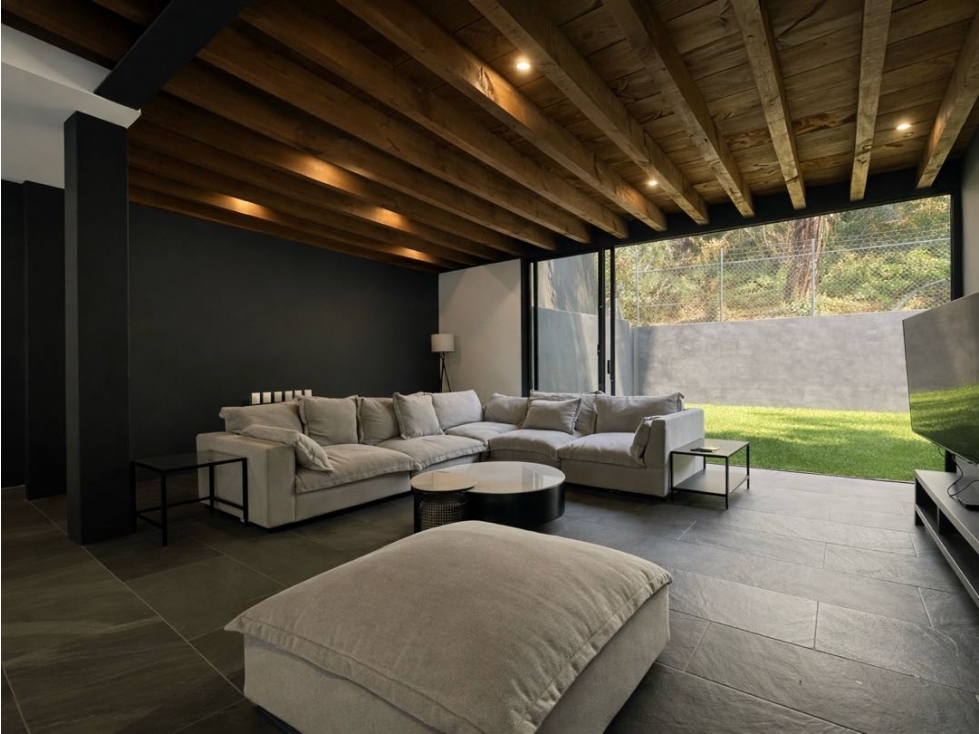 CASA EN VENTA Y RENTA CON ALBERCA,TERRAZA,ASADOR Y JARDIN | AVANDARO — foto 5
