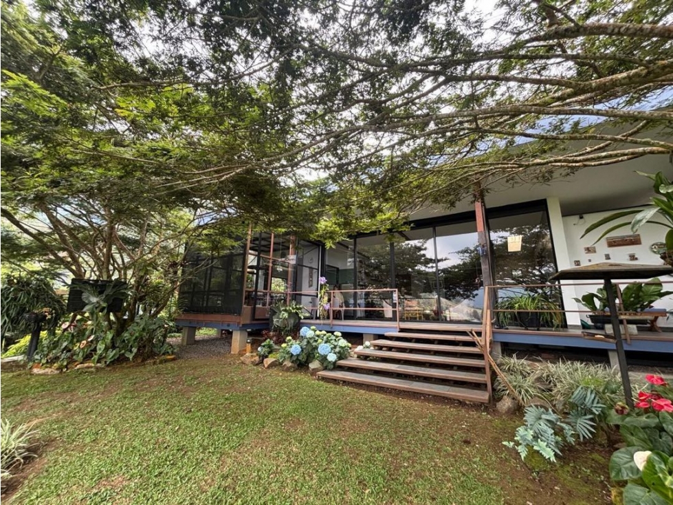 Casa en Venta Yumbo Cali Valle del Cauca (H&B)