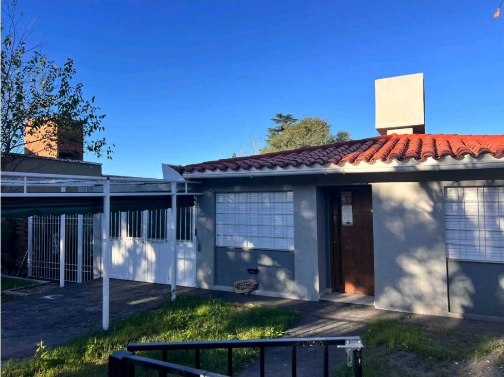 CASA EN VENTA ZONA SOLARES DE LAS ENSENADASExcelente ubicación - 2