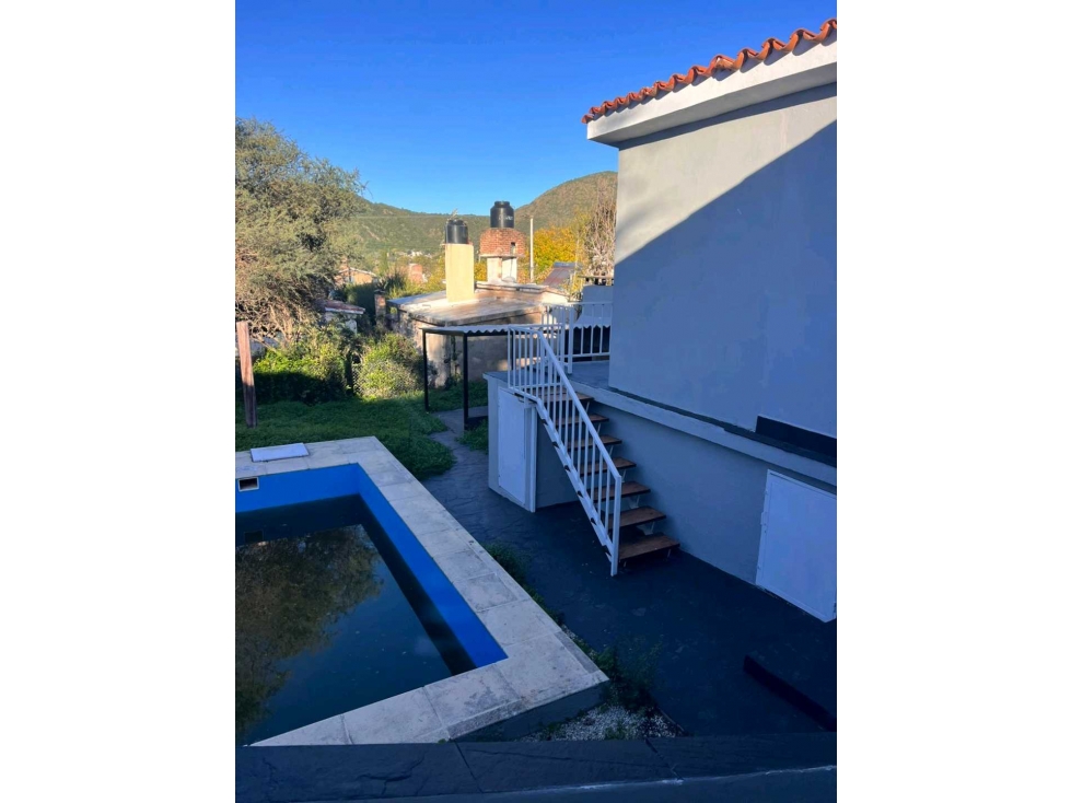 CASA EN VENTA ZONA SOLARES DE LAS ENSENADASExcelente ubicación - 4