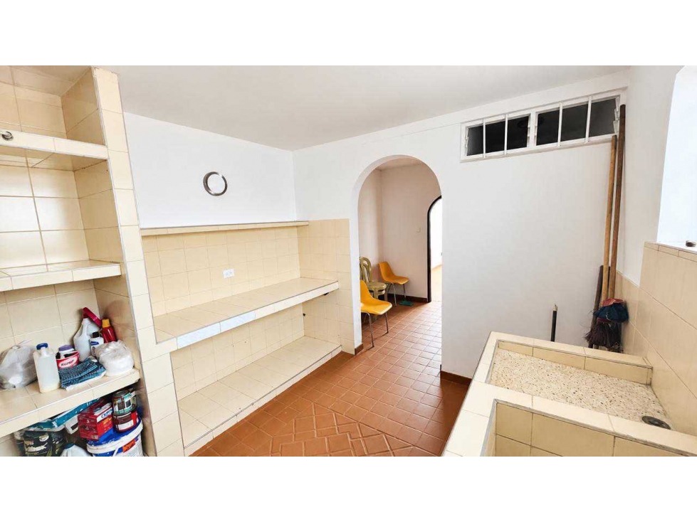 Casa en vental norte de cali barrio prados del norte con lote 300 m² - 6