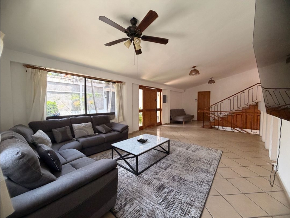 Casa en vente en Cuernava con alberca y jardín privados en delicias - 3