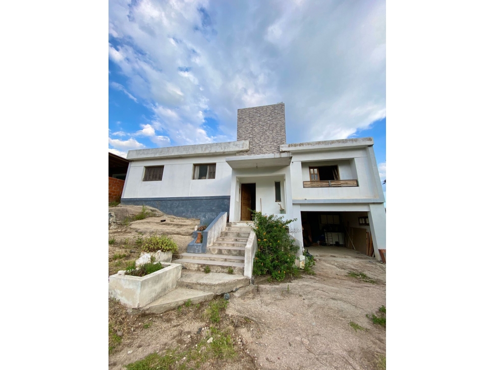 CASA EN VILLA DEL LAGO,CON EXCELENTE VISTA, RECIBE MENOR — foto 3