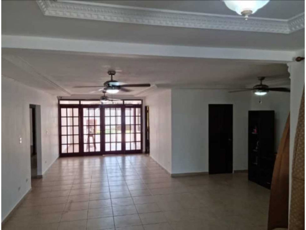 CASA EN VILLA LUCRE ALTOS DE LA PULIDA 4REC 3B 3P 330M2 — foto 3