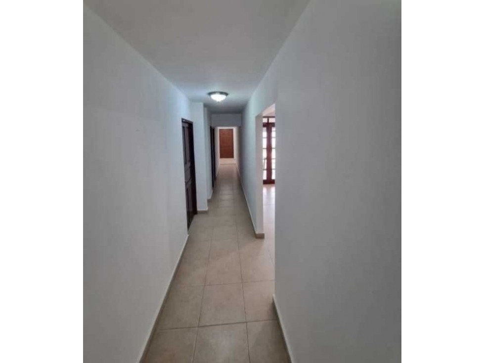 CASA EN VILLA LUCRE ALTOS DE LA PULIDA 4REC 3B 3P 330M2 — foto 6