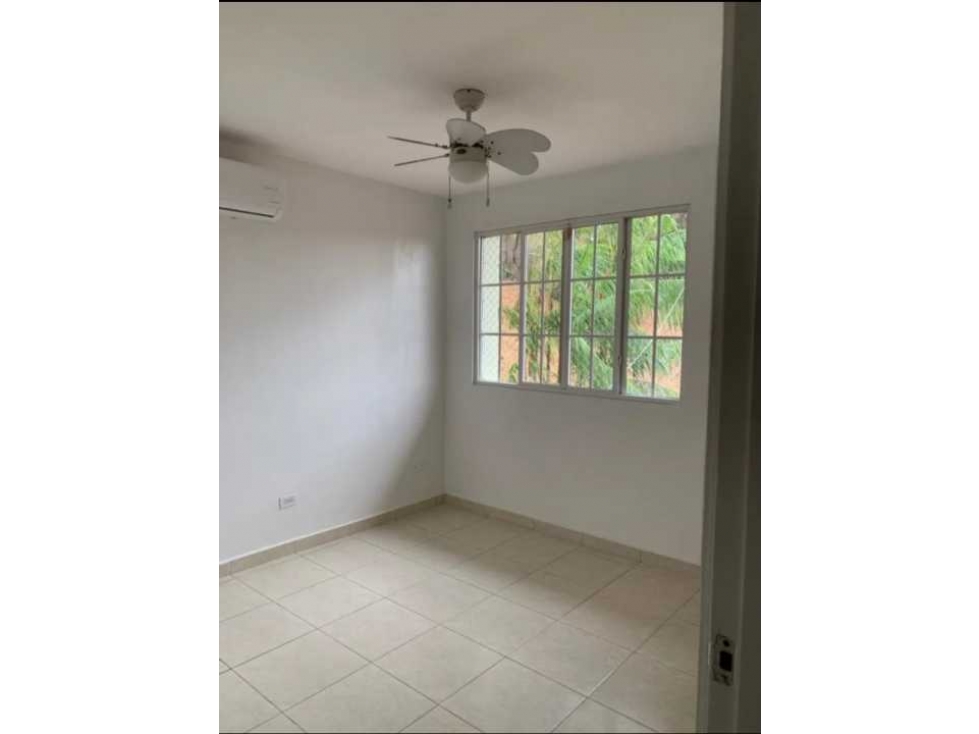 CASA EN VILLA LUCRE VILLA AZORES 3REC 2B L/B 263M2 PATIO — foto 6