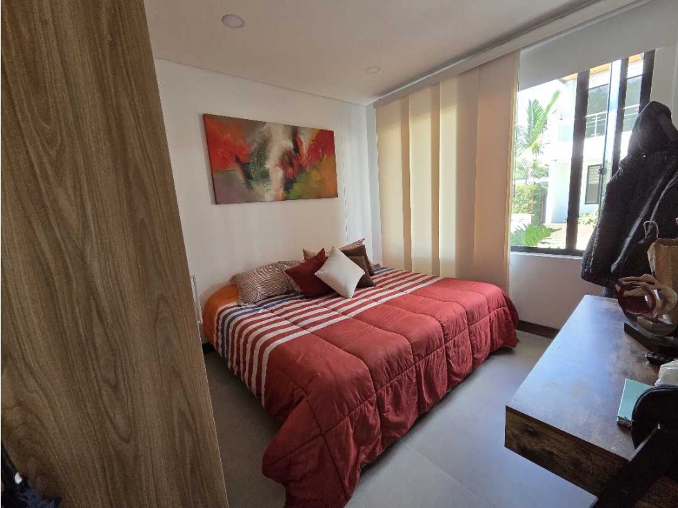 CASA EN ZONA URBANA DEL RETIRO - 3