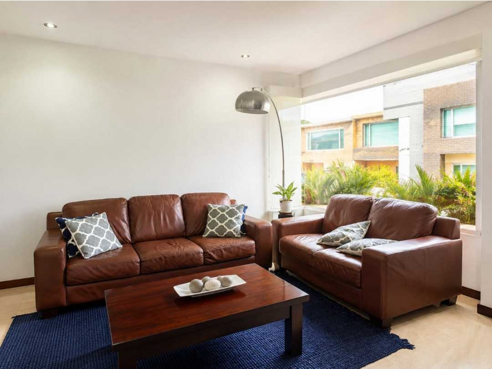 Casa en venta en Intervalles con jardín p y 3 dormitorios