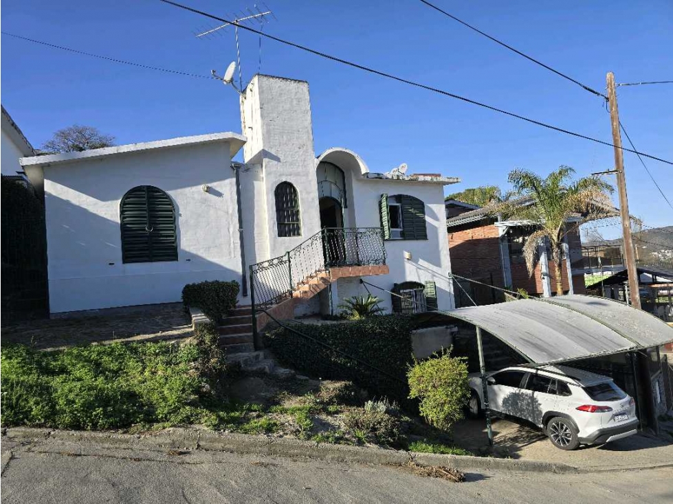 Casa en venta barrio La Quinta - 2