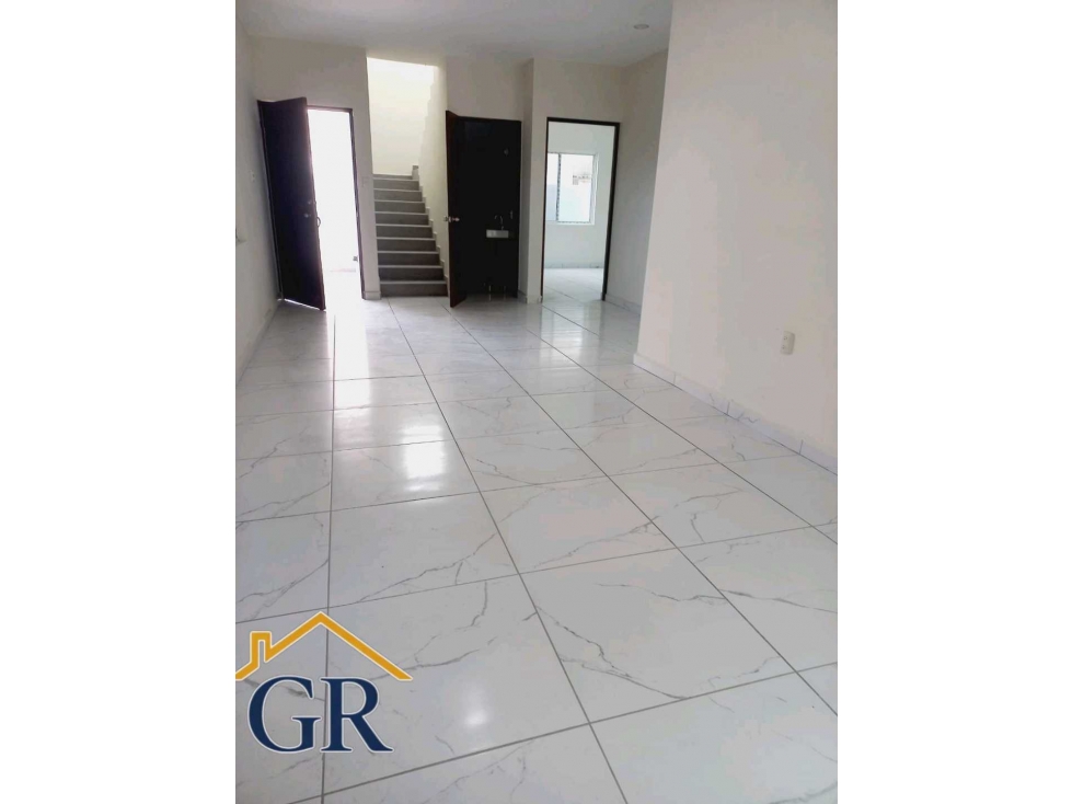 Casa en.venta.en.la.col. Enrique Cardenas glz. 0111-1246C — foto 3