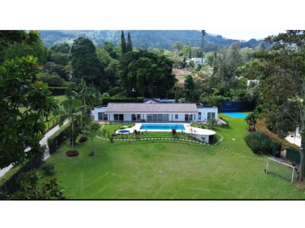 Casa Envigado Escobero bajo independiente