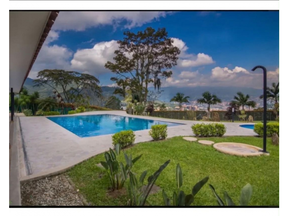 Casa Envigado Escobero bajo independiente — foto 2