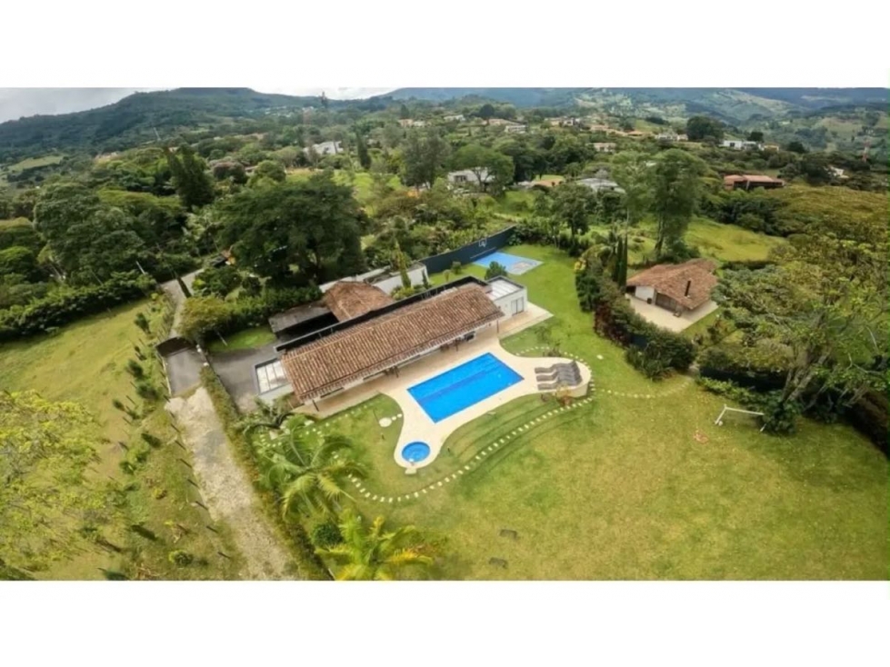 Casa Envigado Escobero bajo independiente — foto 3