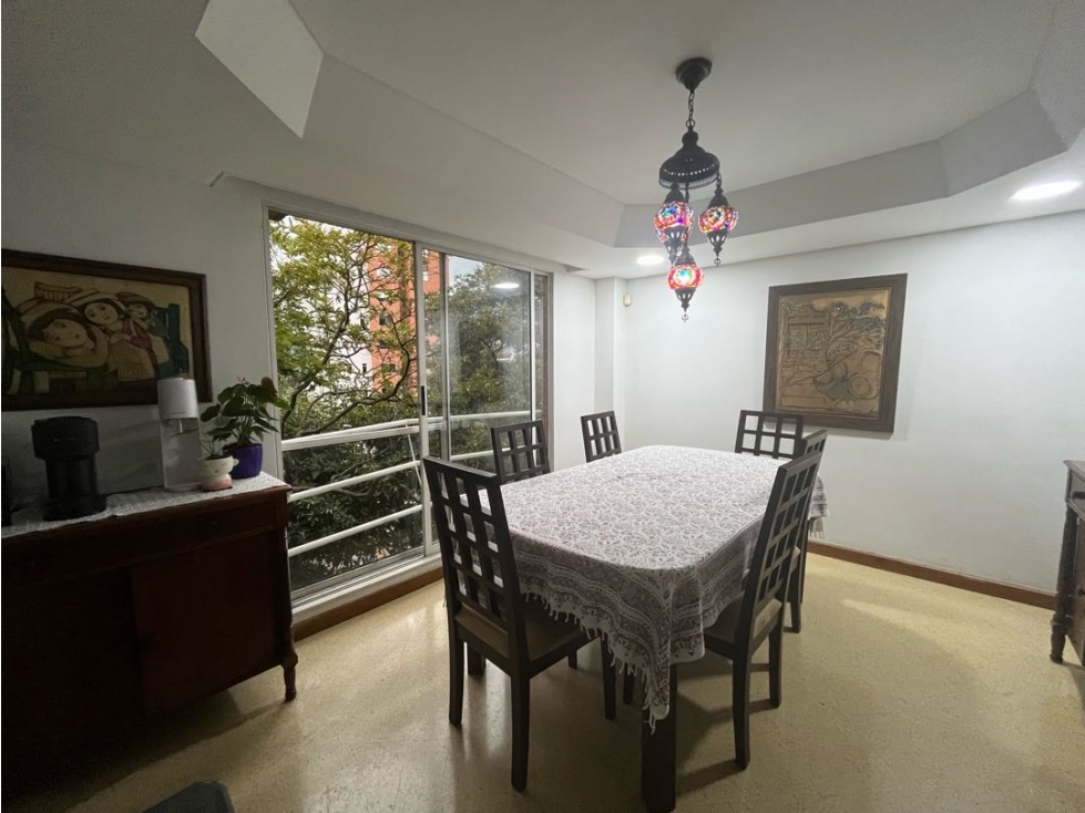 CASA ENVIGADO LOMA DEL ESMERALDAL 267mt2-3 ALCOBAS-4 BAÑOS+SERVICIO
