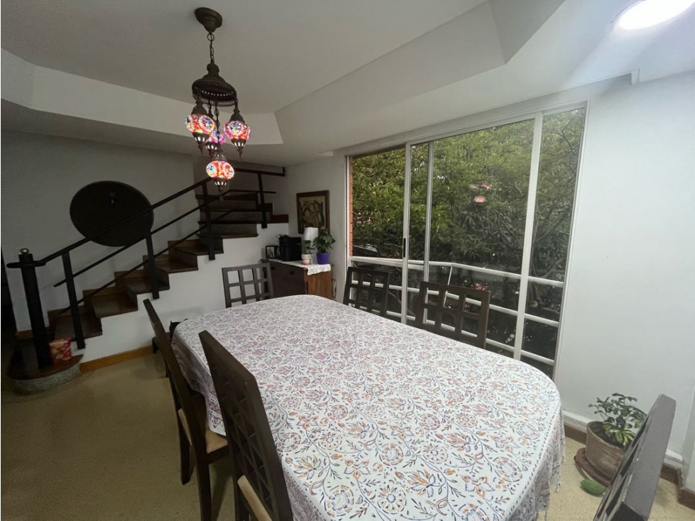 CASA ENVIGADO LOMA DEL ESMERALDAL 267mt2-3 ALCOBAS-4 BAÑOS+SERVICIO — foto 2