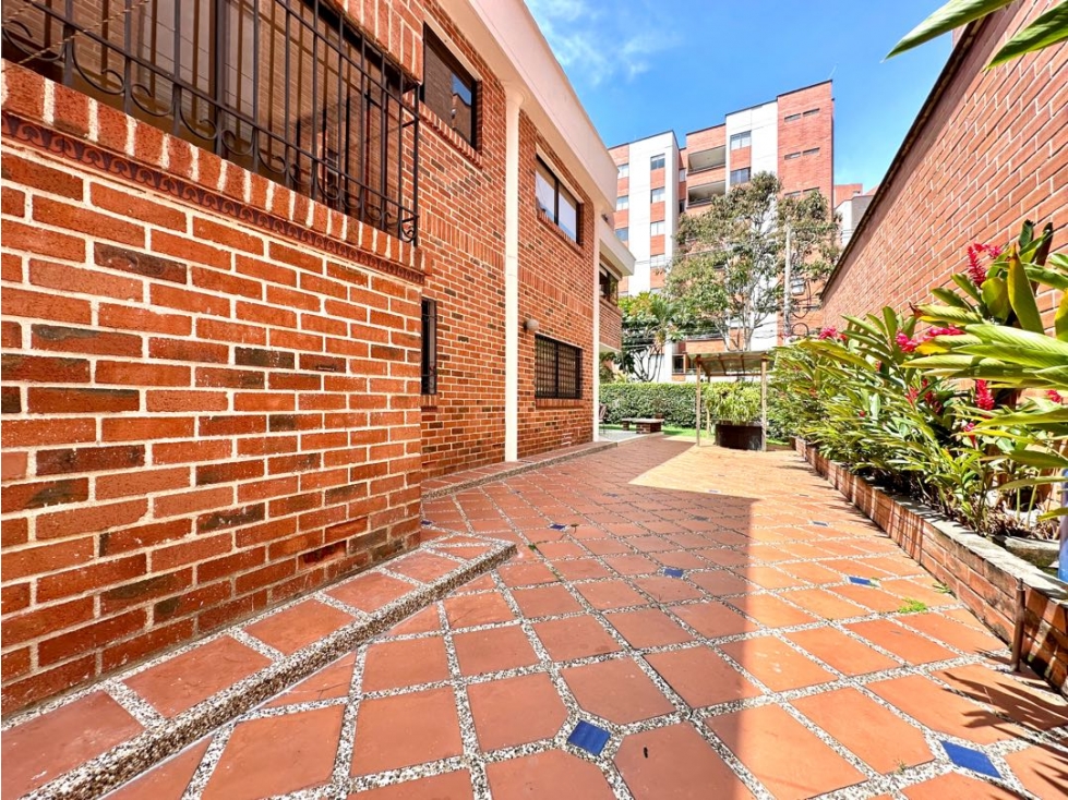 CASA ENVIGADO OTRA PARTE PERMITE RENTAS CORTAS — foto 4