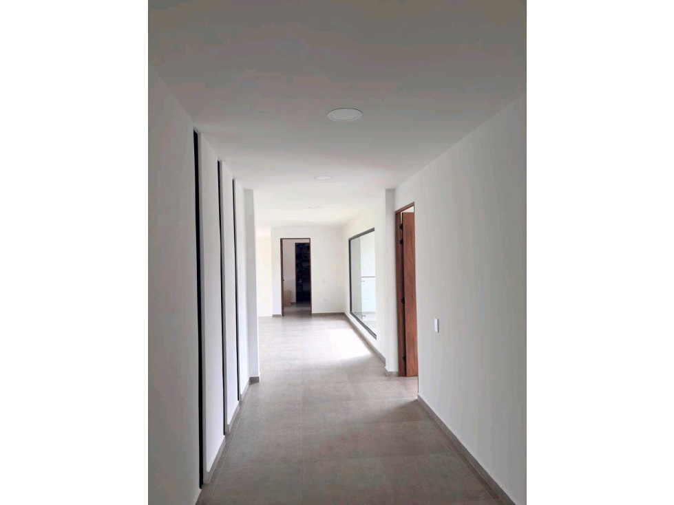 Casa espectacular ubicada en la Ceja para venta — foto 2