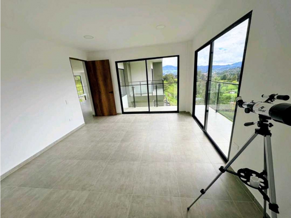 Casa espectacular ubicada en la Ceja para venta — foto 5