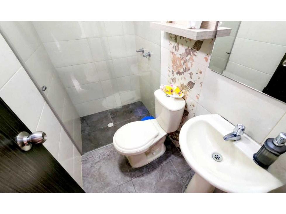 Casa esquinera con 6 rentas en Santa Isabel Dosquebradas — foto 6