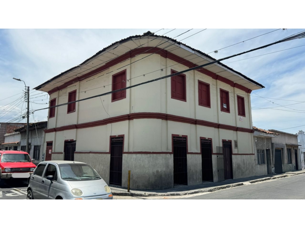 Casa esquinera con apartamentos y local en venta Barrio Nuevo Palmira - 1