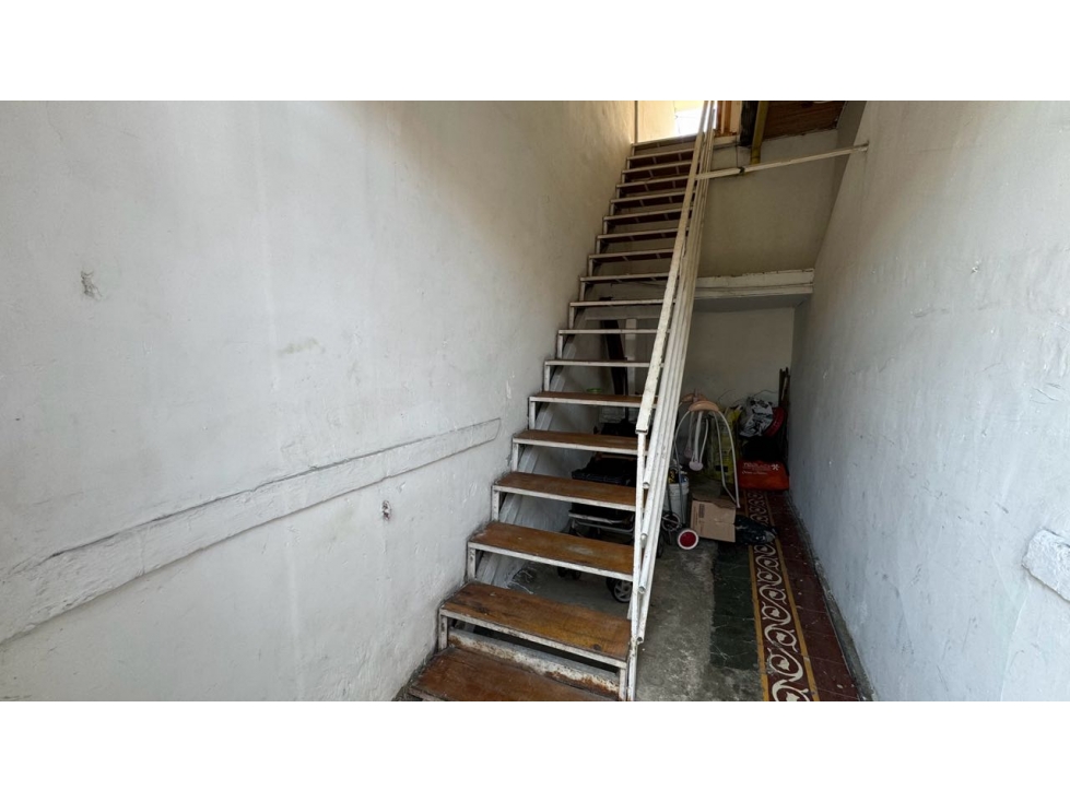 Casa esquinera con apartamentos y local en venta Barrio Nuevo Palmira - 5