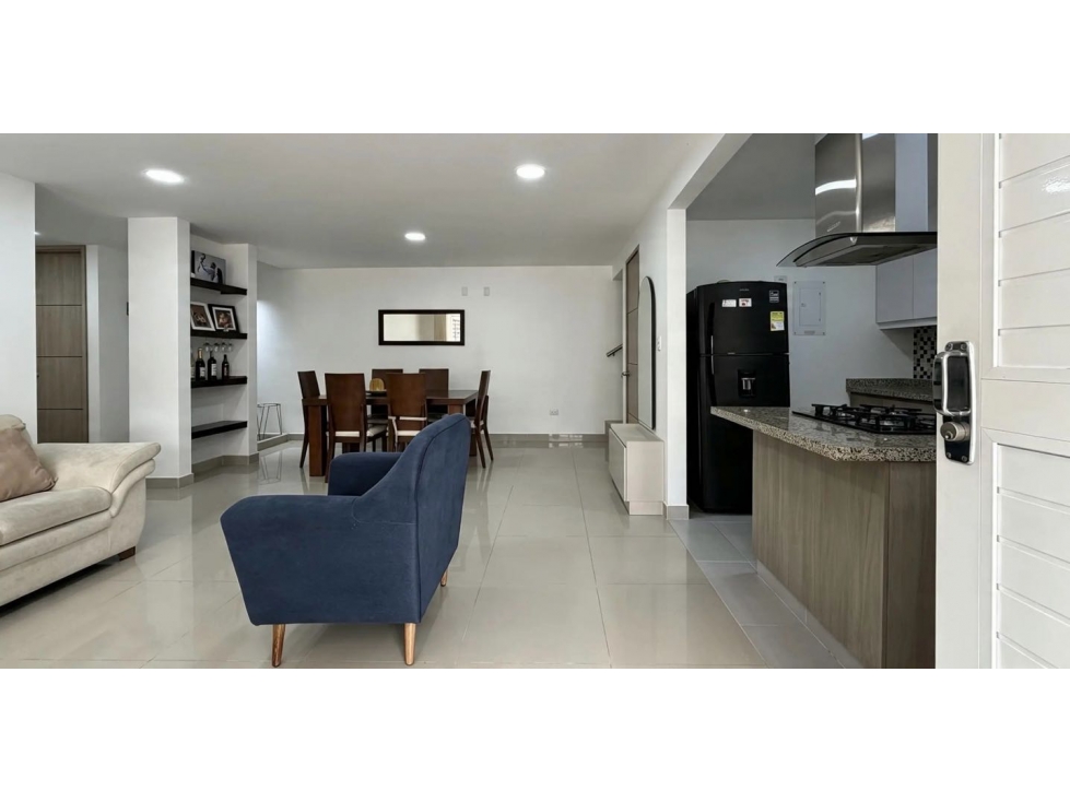 Casa esquinera con terraza en venta Urbanización La Estrella - Palmira — foto 2