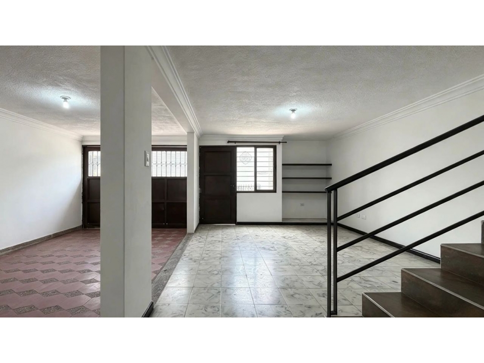 Casa esquinera con terraza en venta | Las Flores - Palmira — foto 3