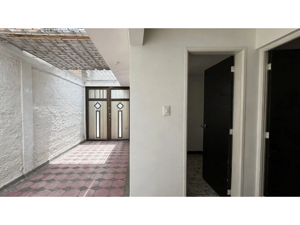 Casa esquinera con terraza en venta | Las Flores - Palmira — foto 6