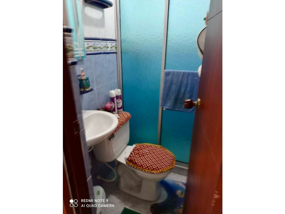 Casa esquinera de tres pisos en venta - Barrio El Sembrador Palmira — foto 4