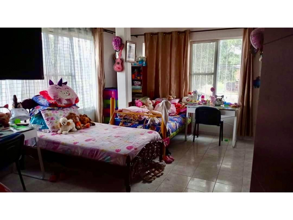 Casa esquinera de tres pisos en venta - Barrio El Sembrador Palmira — foto 6